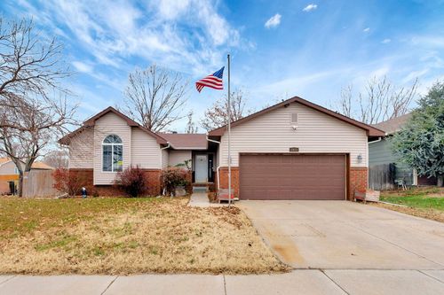 1917 N Covington St, Wichita, KS, 67212-7409 | Card Image