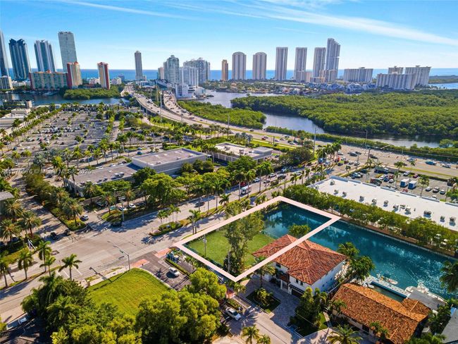 3460 Ne 164 Th St, House other with 5 bedrooms, 7 bathrooms and null parking in North Miami Beach FL | Image 15