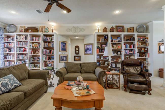 14101 E Fm 1527, Home with 3 bedrooms, 4 bathrooms and null parking in Lorenzo TX | Image 50