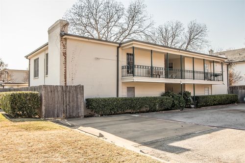 a-4901 Bryce Ave, Fort Worth, TX, 76107-4116 | Card Image