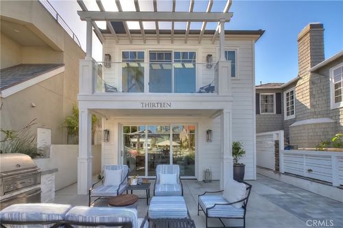 13 Rivo Alto Canal, Long Beach, CA, 90803-4037 | Card Image