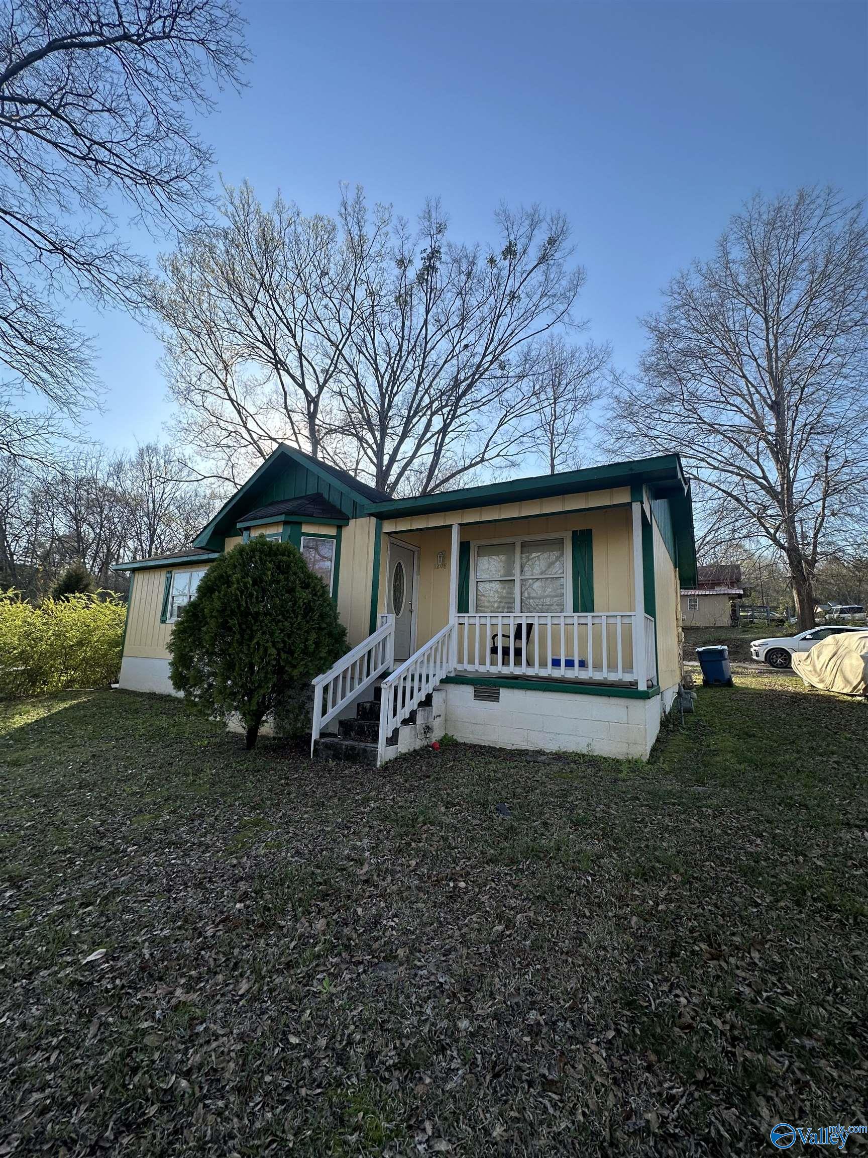 4th St, Attalla, AL 35954