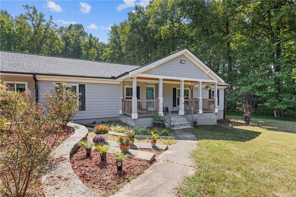 Puckett Ln, Buford, GA 30519