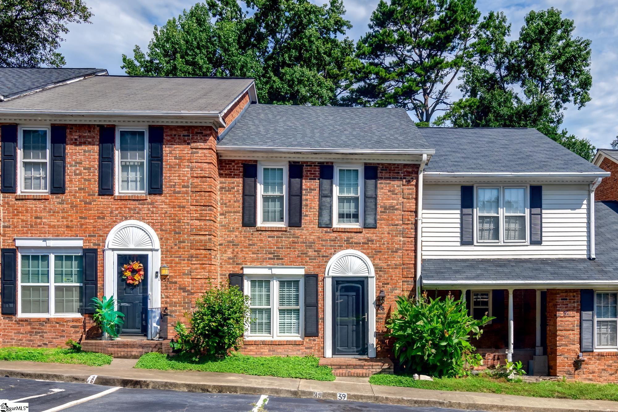Somersett Dr, Spartanburg, SC 29301