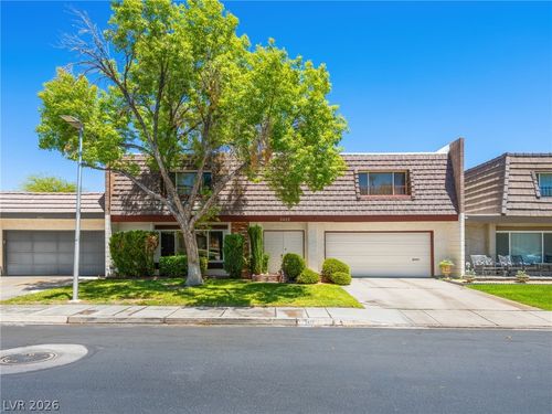 3422 Kensbrook St, Las Vegas, NV, 89121-3756 | Card Image