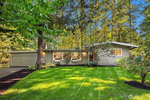 16616 212th Ave Ne, Woodinville, WA, 98077-7719 | Card Image