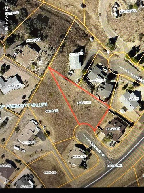 4481 Moccasin Cir, Prescott Valley, AZ, 86314-7327 | Card Image