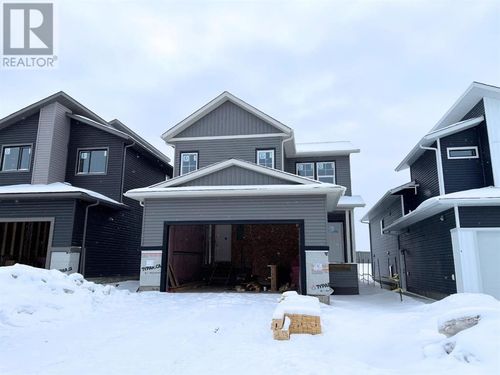 10645 133 Ave, Grande Prairie, AB, T8X0W5 | Card Image