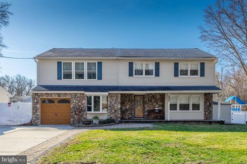 240 Lincoln Ave, Woodbury Heights, NJ, 08097-1125 | Card Image