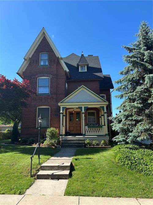 210 E Goepp St, BETHLEHEM, PA, 18018-4131 | Card Image