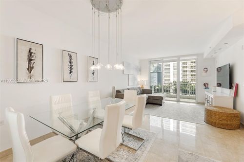 apt-806-801 Brickell Key Blvd, Miami, FL, 33131-3713 | Card Image