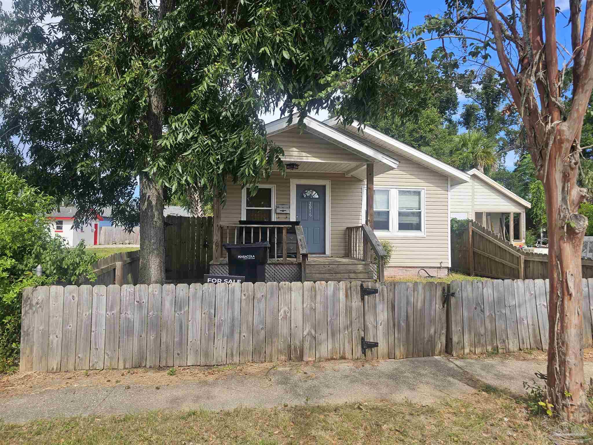 Dr Martin Luther King Jr Dr, Pensacola, FL 32503