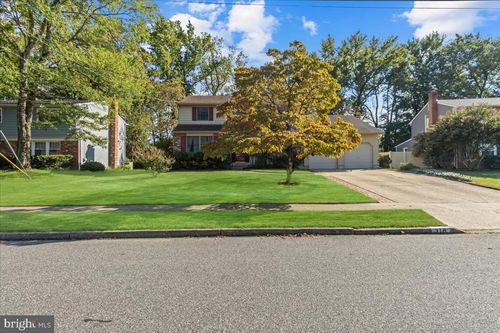 318 Provincetown Rd, CHERRY HILL, NJ, 08034-3652 | Card Image
