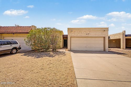 517 W Duke Dr, Tempe, AZ, 85283-1747 | Card Image