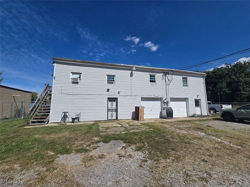 5737 Center Rd, Valley City, OH, 44280-9746 | Card Image