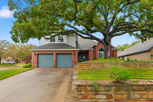 4506 Dorchester Ct, Grapevine, TX, 76051-4459 | Card Image