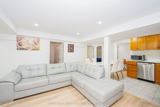 86 Sunset Way, House other with 9 bedrooms, 7 bathrooms and 4 parking in Thorold ON | Image 35