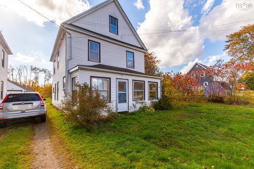 771 Highway 10, Springfield, NS, B0R1H0 | Card Image