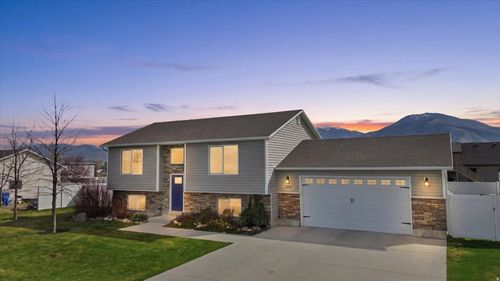 3328 S 1525 W, Nibley, UT, 84321-6546 | Card Image