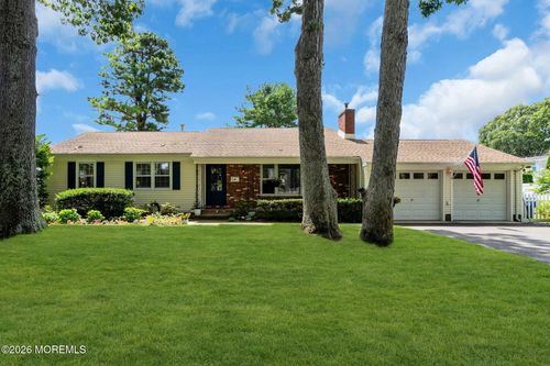 93 Forest Rd, Brick, NJ, 08724-3637 | Card Image