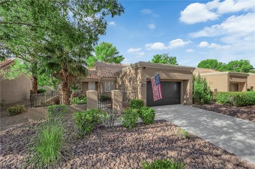 8541 Willowrich Dr, Las Vegas, NV, 89134-8674 | Card Image