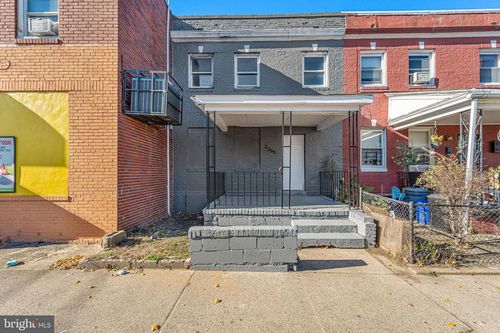 2365 S 8th St, CAMDEN, NJ, 08104-2554 | Card Image