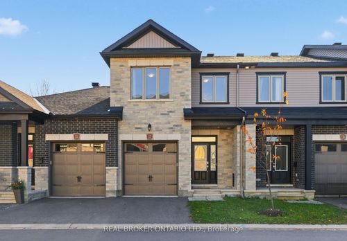 532 Fawn Valley Private, Blossom Park - Airport and Area, ON, K1T0W5 | Card Image