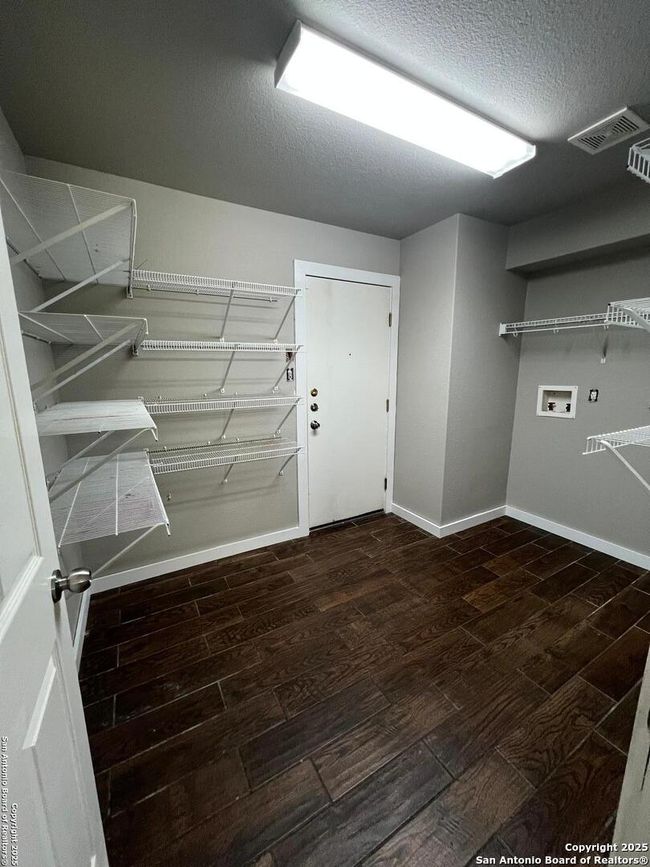 1415 Alaskan Wolf, House other with 3 bedrooms, 3 bathrooms and null parking in San Antonio TX | Image 11