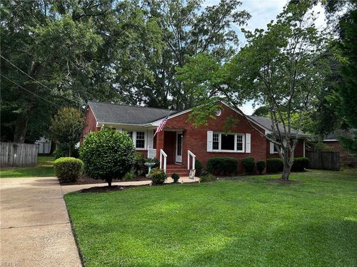 145 Hurdle Dr Drive, Chesapeake, VA, 23322 | Card Image