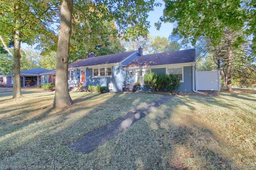 816 Carpenter St, Northville, MI, 48167-1134 | Card Image