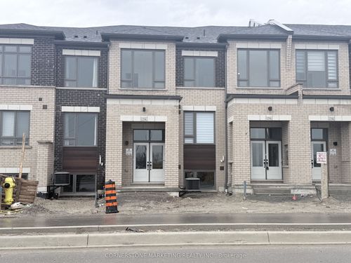 1254 Elizabeth Mackenzie Dr, Pickering, ON, L1X0S2 | Card Image