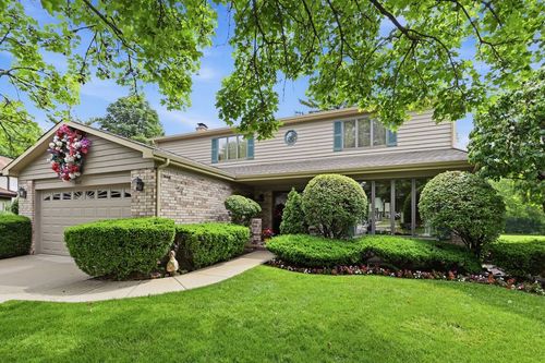 1411 W Allison Ct, Arlington Heights, IL, 60005-3462 | Card Image