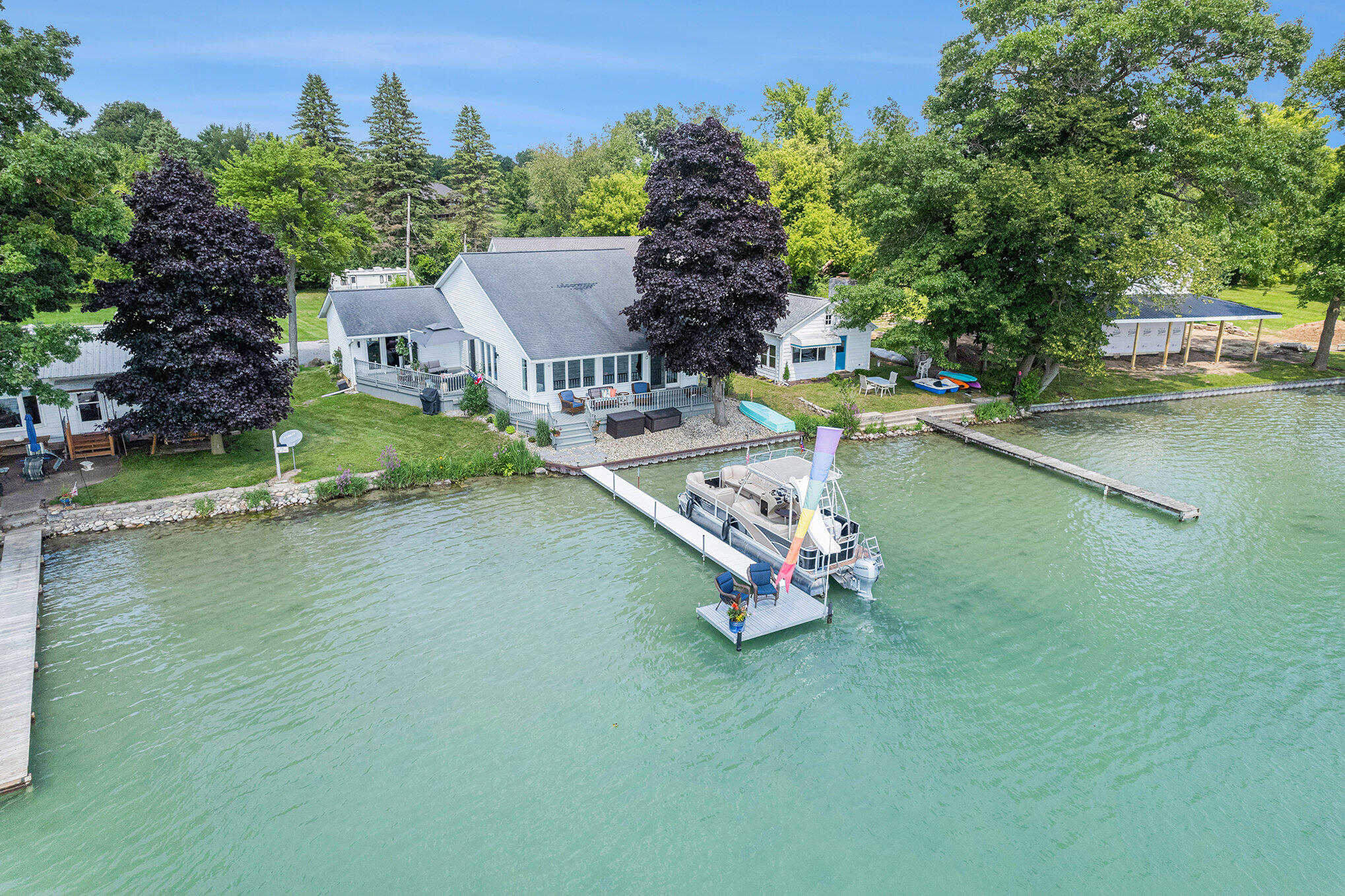 Lighthouse Ln, Horton, MI 49246