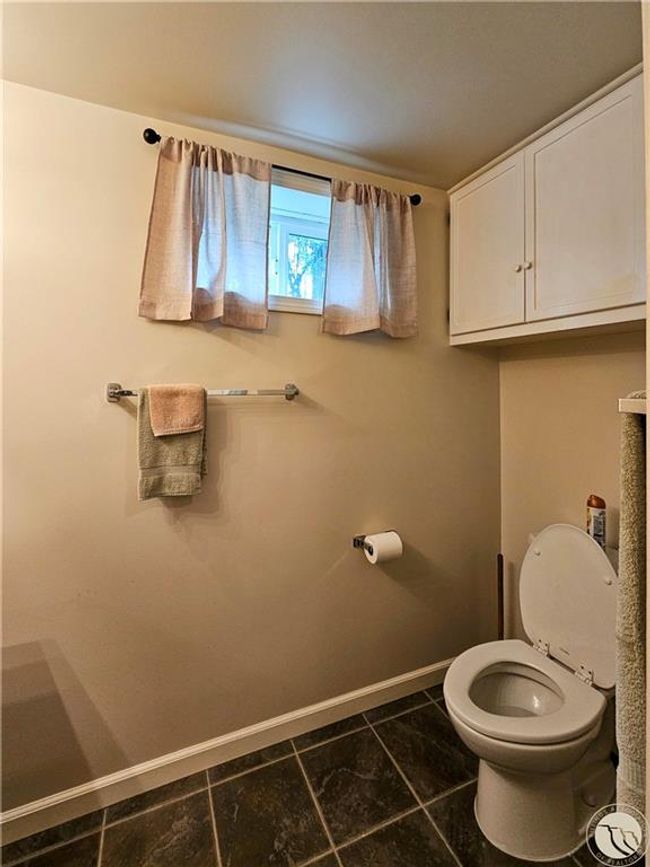 201 W 8 Th Ave, House other with 4 bedrooms, 2 bathrooms and null parking in Big Timber MT | Image 33