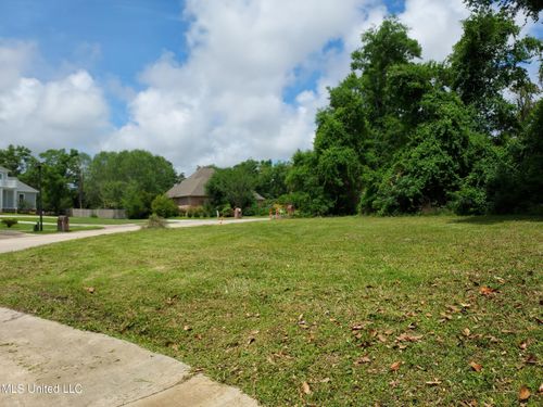 No Mauvilla Cv, Biloxi, MS, 39531 | Card Image