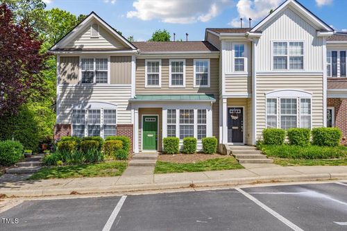 5318 Crescentview Pkwy, Raleigh, NC, 27606-4547 | Card Image