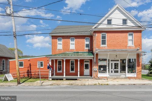 6 S Main St, MONT ALTO, PA, 17237-9672 | Card Image
