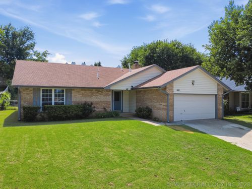 6270 S 31st West Ave, Tulsa, OK, 74132-1311 | Card Image
