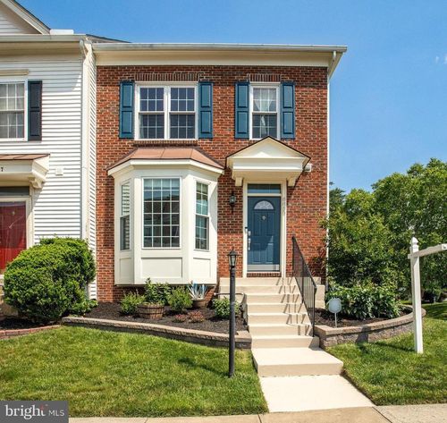 8859 Howland Pl, BRISTOW, VA, 20136-5712 | Card Image