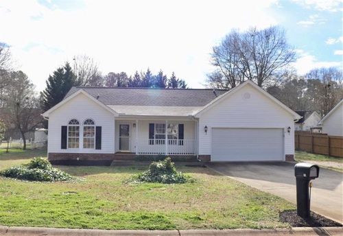 1101 Ravenswood Dr, Anderson, SC, 29625-2024 | Card Image