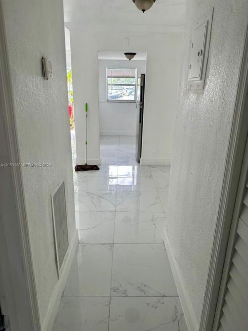 104-7101 Sw 89th Ct, Miami, FL, 33173-2469 | Card Image