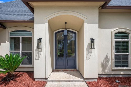 10721 Hillmont Ave, Baton Rouge, LA, 70810-0763 | Card Image