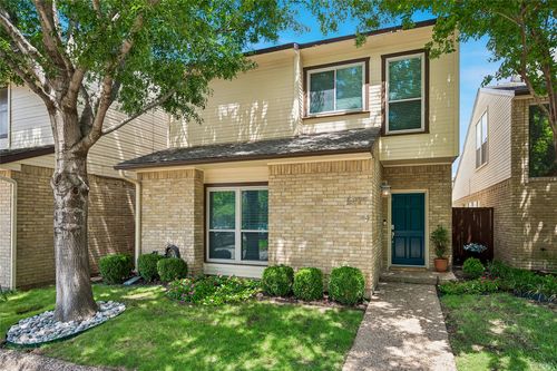 5829 Preston Valley Dr, Dallas, TX, 75240-4757 | Card Image