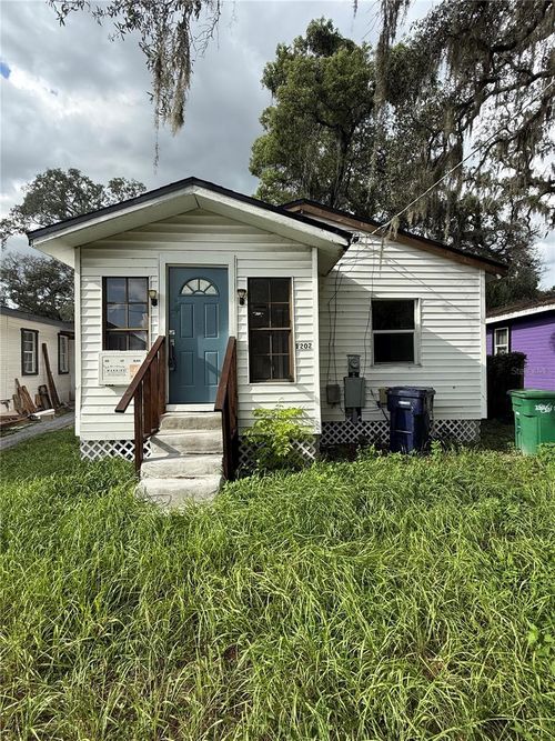 1202 E Osborne Ave, TAMPA, FL, 33603-4234 | Card Image