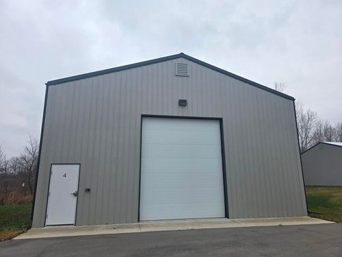 2527 Woodland Rd, Sheboygan Falls, WI, 53085-2122 | Card Image