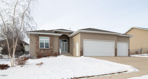 1208 Eagle Crest Loop, Bismarck, ND, 58503-8849 | Card Image