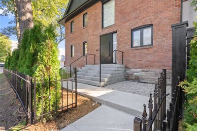 199 Balmoral Ave, House other with 6 bedrooms, 5 bathrooms and 6 parking in Toronto ON | Image 2