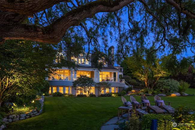 9015 Ne 47 Th St, House other with 5 bedrooms, 6 bathrooms and 4 parking in Yarrow Point WA | Image 37