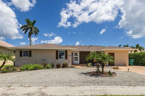 1207 Martinique Ct, MARCO ISLAND, FL, 34145-2321 | Card Image
