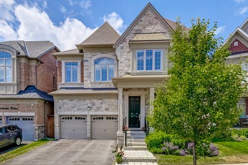 16 Beaverdams Dr, Whitby, ON, L1P0C4 | Card Image